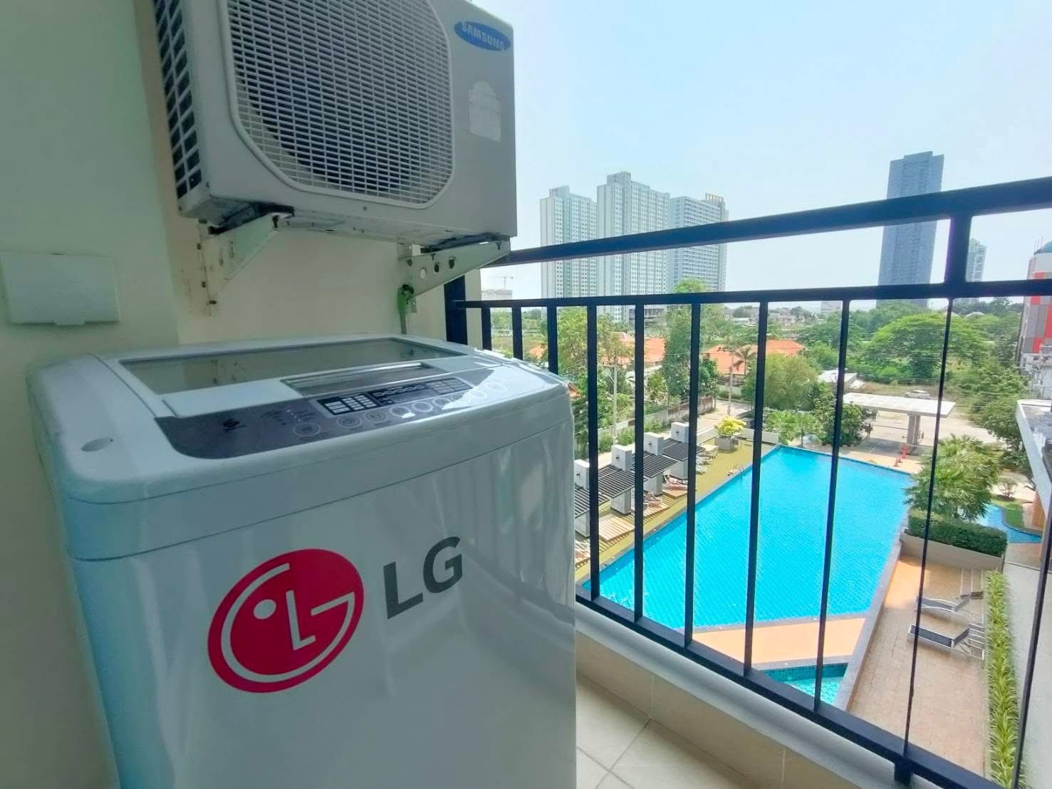 1 Bedroom Condo for rent at Lasantir Condominium
