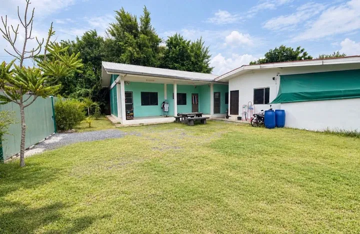 House for sale in Na Kluea