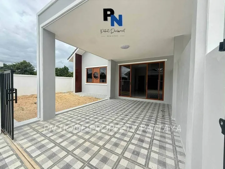 Listing photo