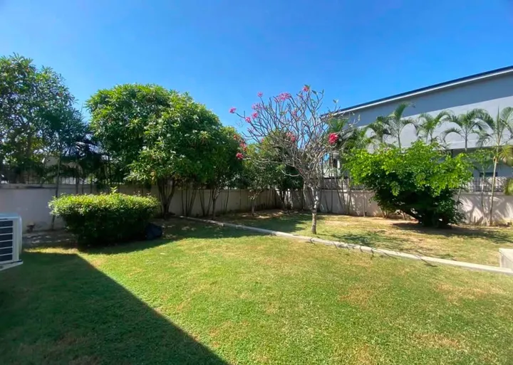 Photo from a listing at Palm Lakeside