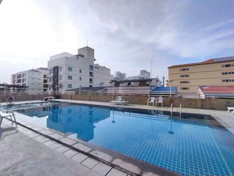 Studio for rent at Jomtien Thip Condotel