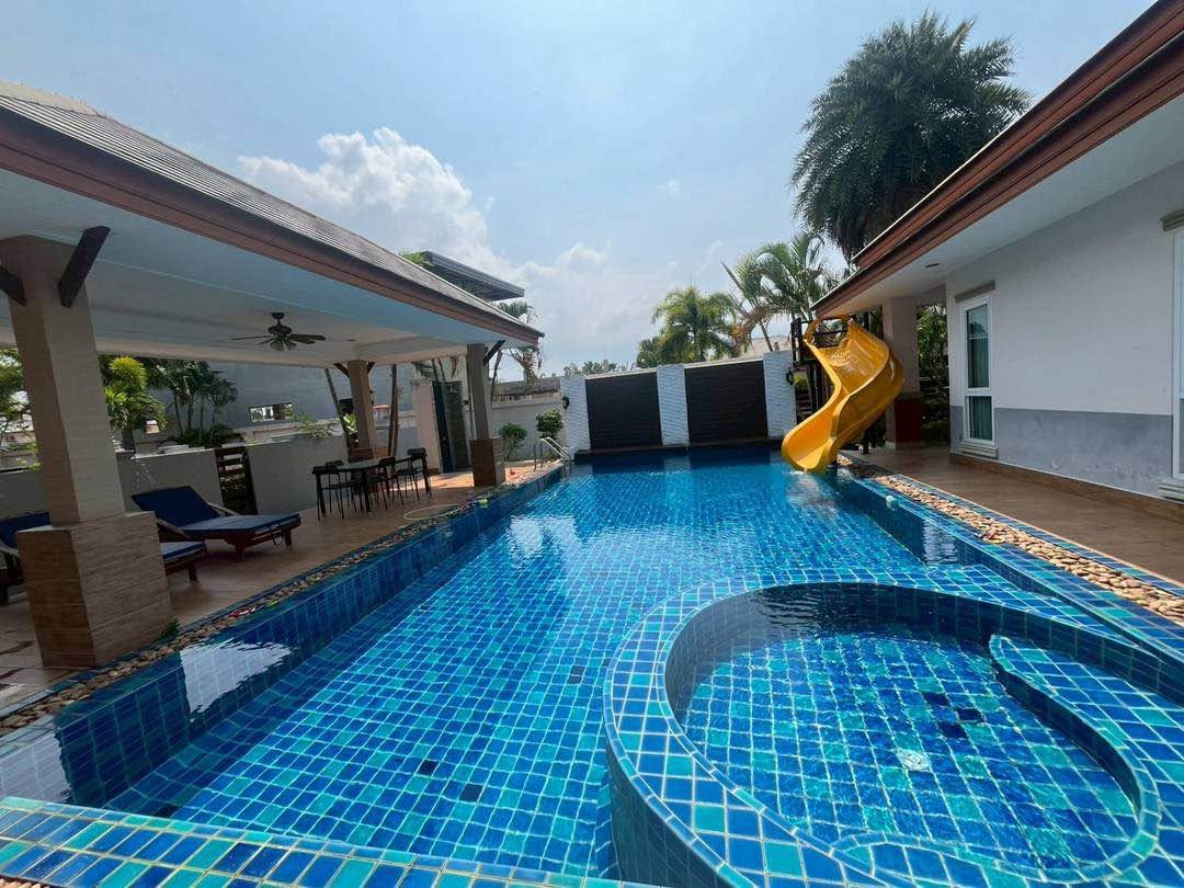 3 Bedroom Villa for rent at Dusit Garden Village