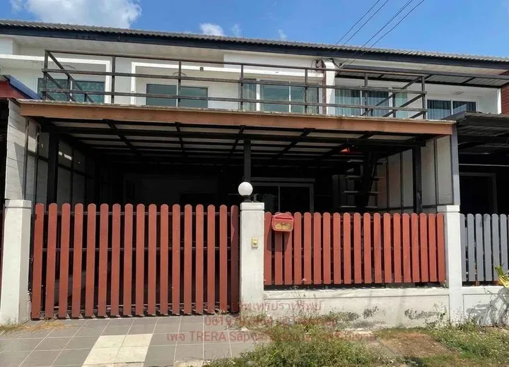 3 Bedroom Townhouse for sale at Belle 789