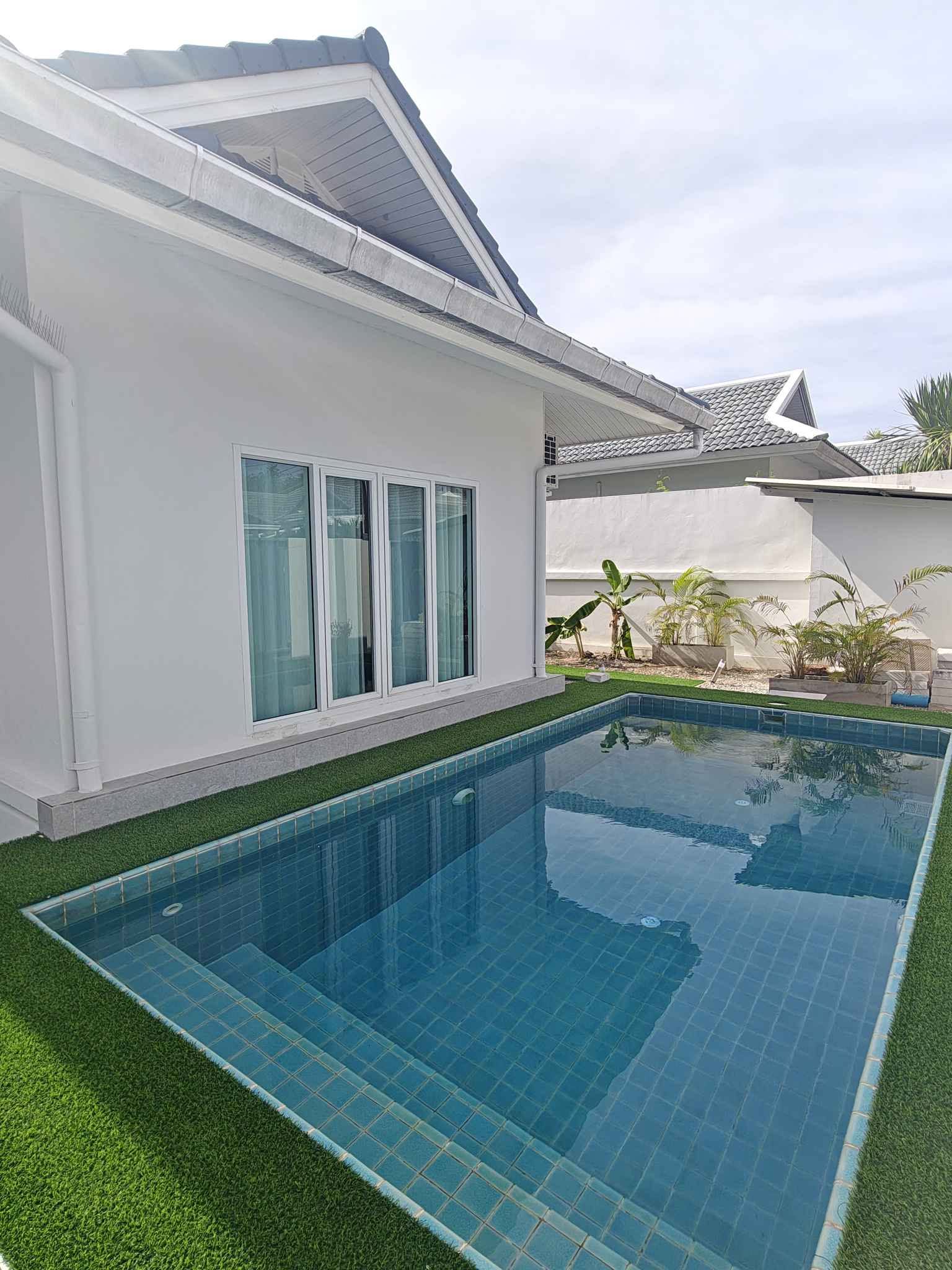 4 Bedroom Villa for sale in Toongklom Tanman