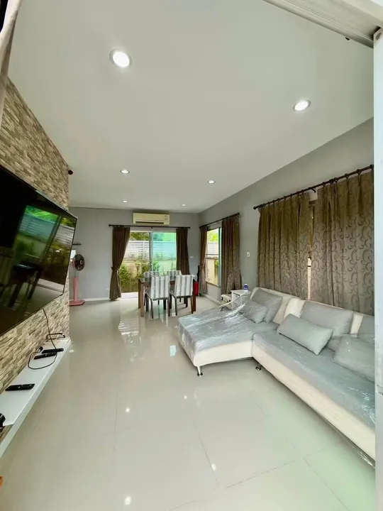 Listing photo