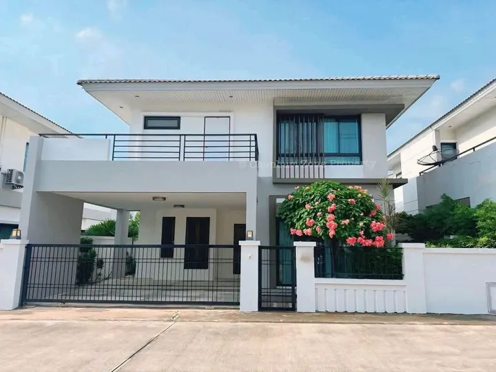 3 Bedroom House for rent at The Complete Sriracha