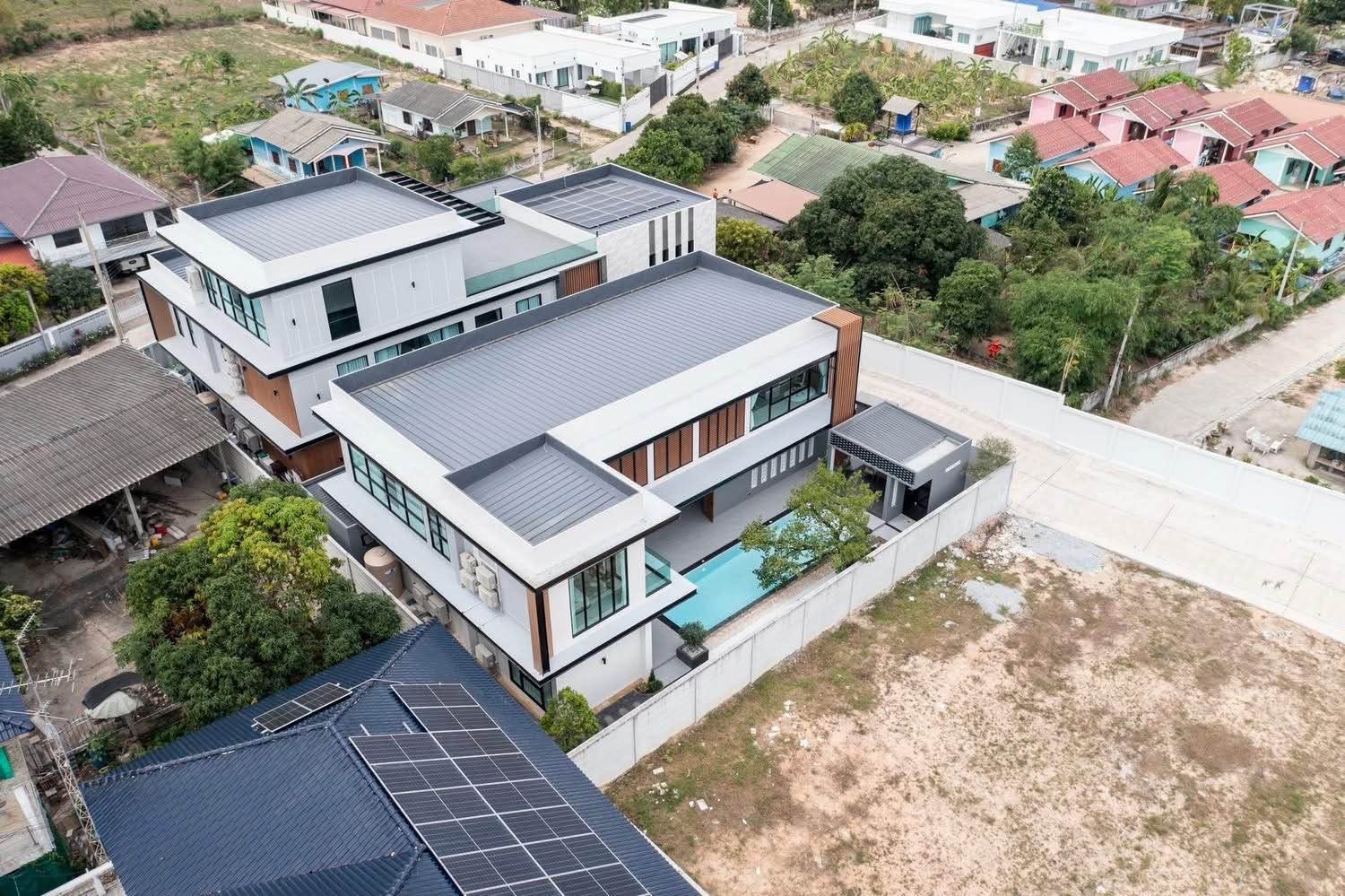 5 Bedroom Villa for sale in Mabprachan