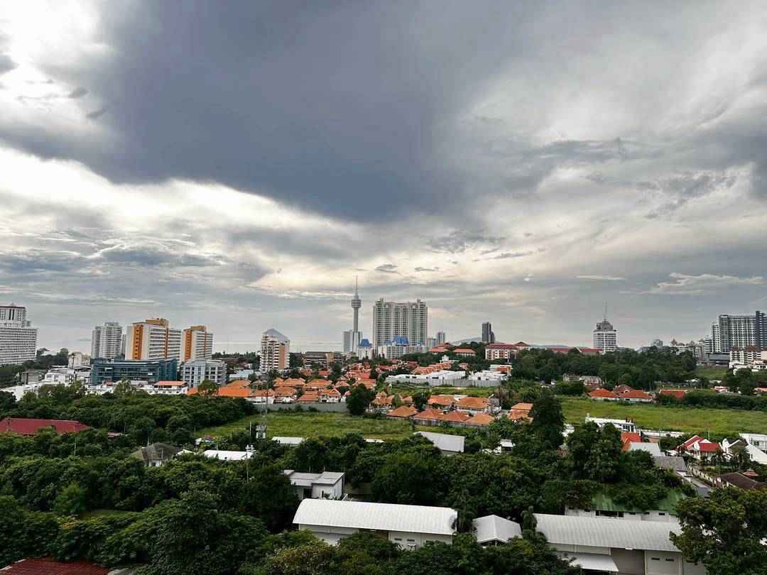 1 Bedroom Apartment for rent at Supalai Mare