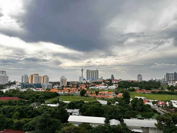 Photo from a listing at Supalai Mare