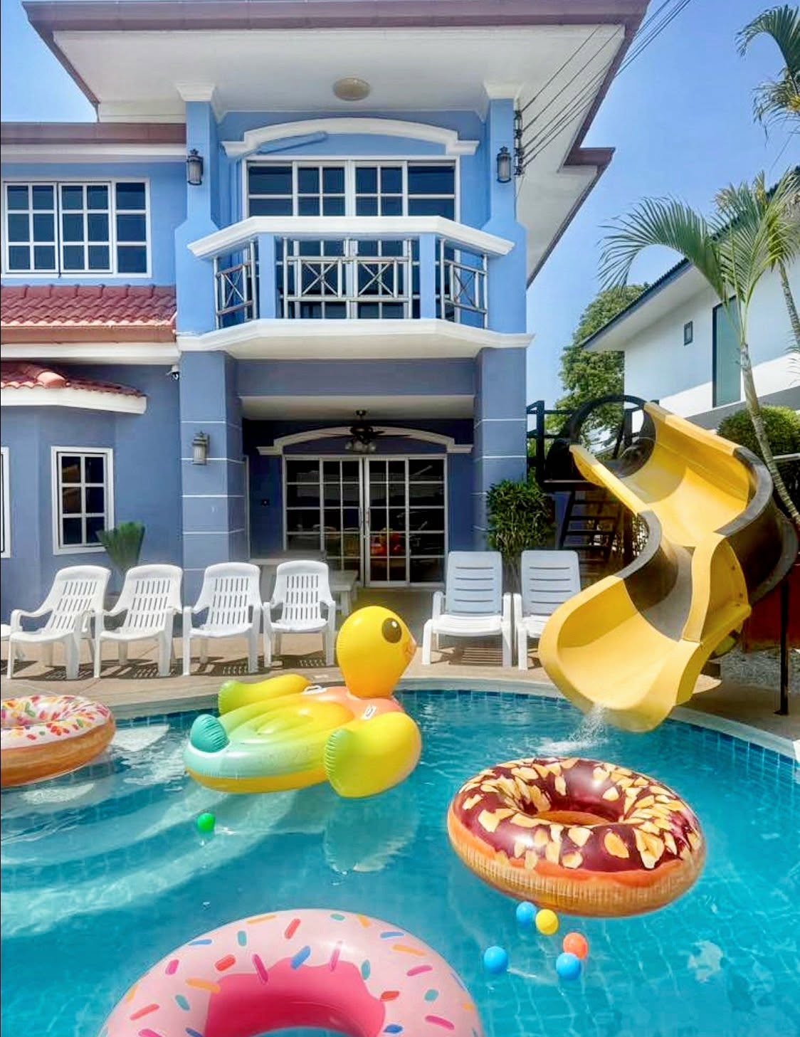 5 Bedroom Villa for rent at View Point Village