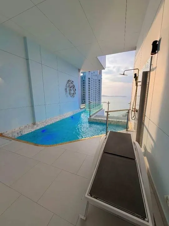 1 Bedroom Condo for rent at Copacabana