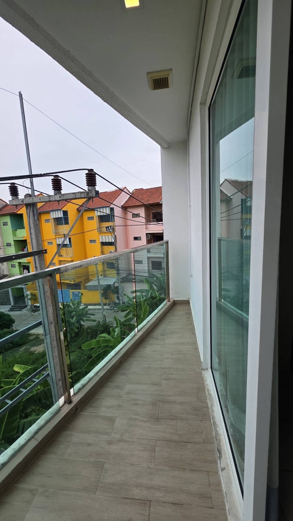 1 Bedroom Condo for sale in Na Kluea