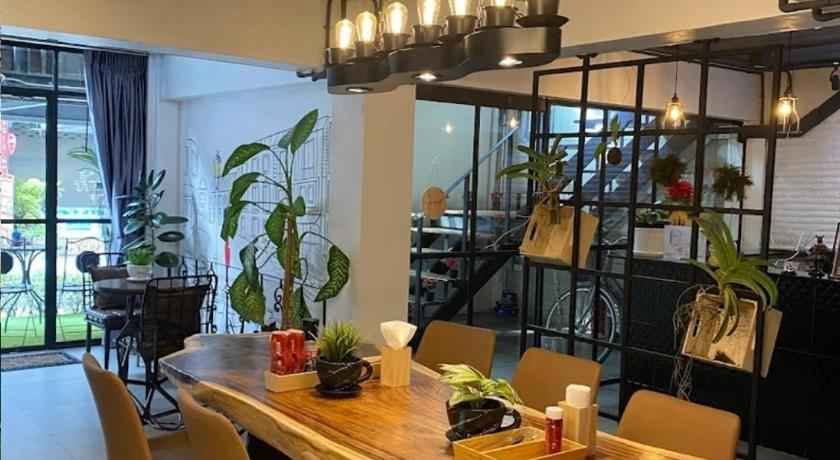 Commercial for sale in Jomtien
