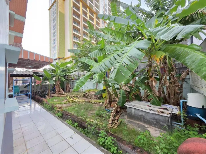 4 Bedroom House for sale in Central Pattaya