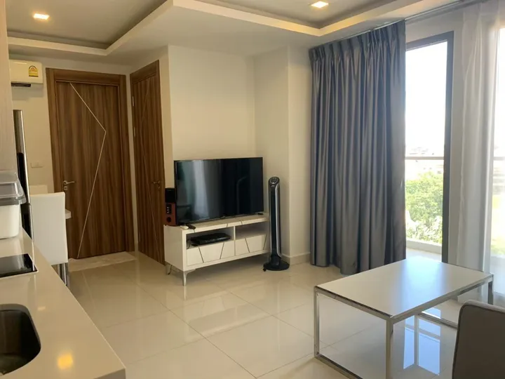 Photo from a listing at Arcadia Beach Resort