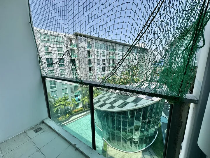 Photo from a listing at City Center Residence