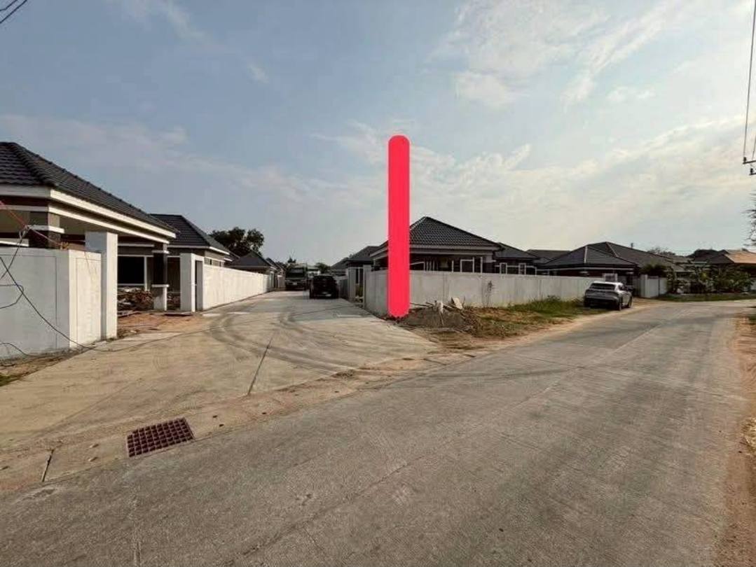 3 Bedroom House for sale in Chak Nok
