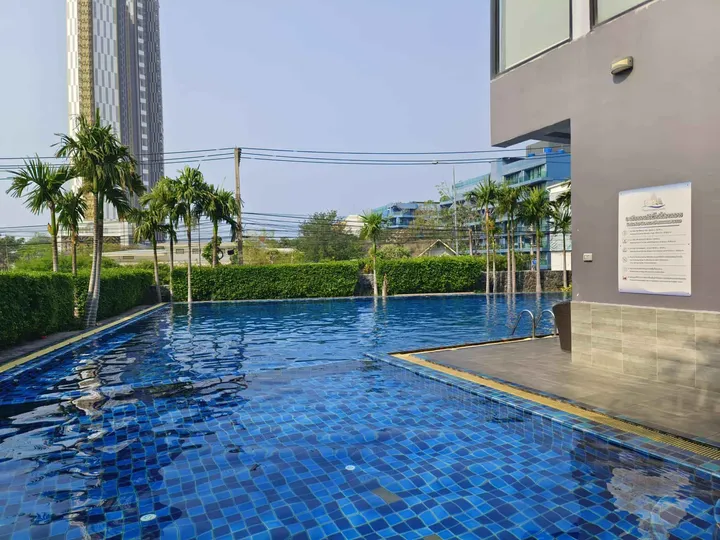 1 Bedroom Condo for rent at Dusit Grand Condo