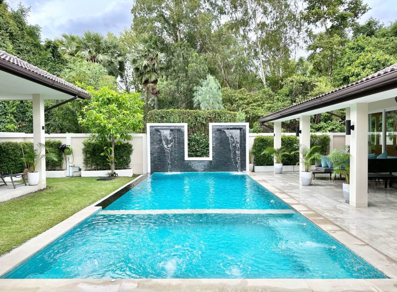 6 Bedroom Villa for rent in Huai Yai