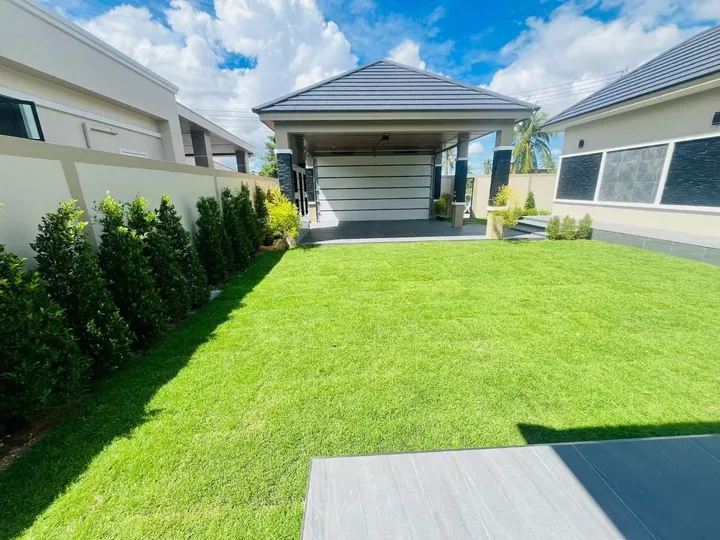 3 Bedroom House for sale in Pong