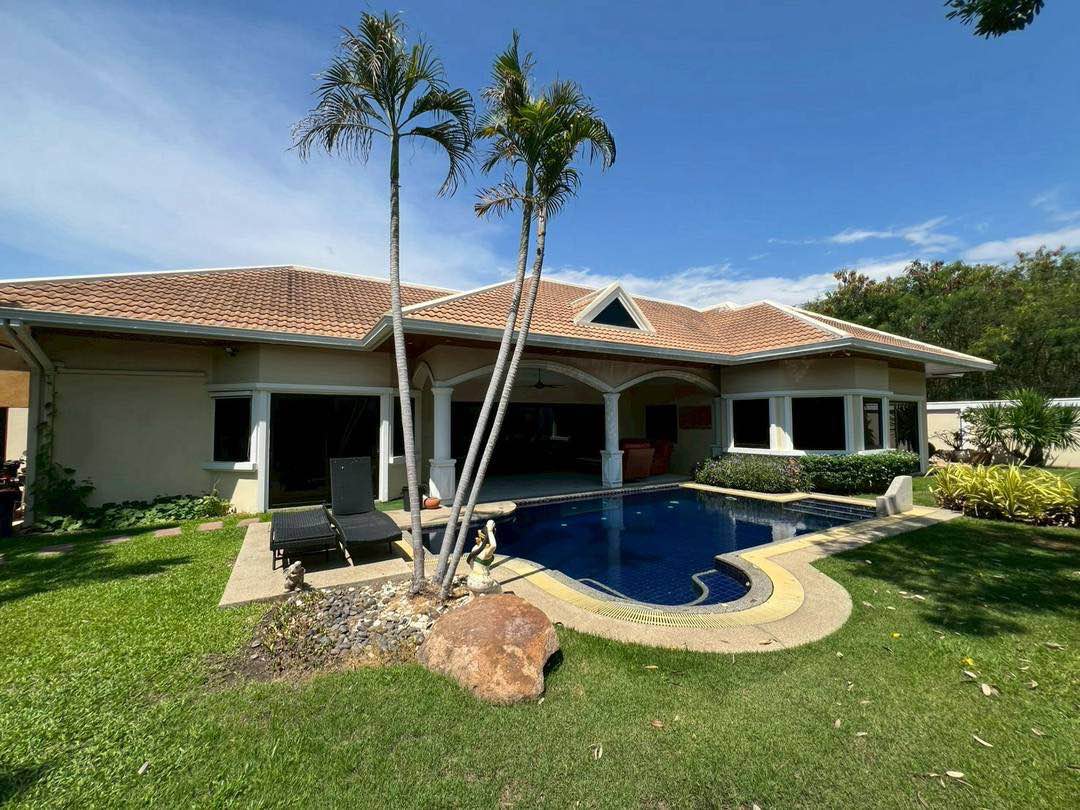 3 Bedroom Villa for sale at Jomtien Park Villas