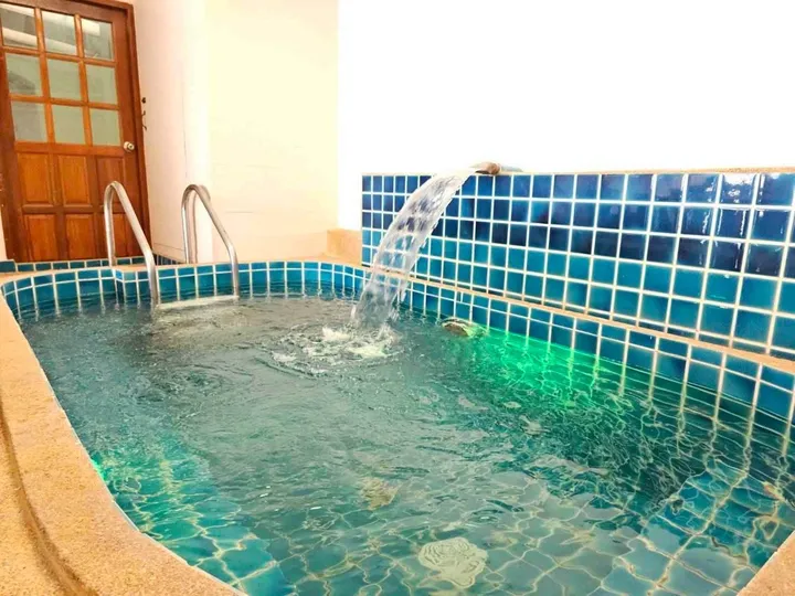 Photo from a listing at Chokchai 7