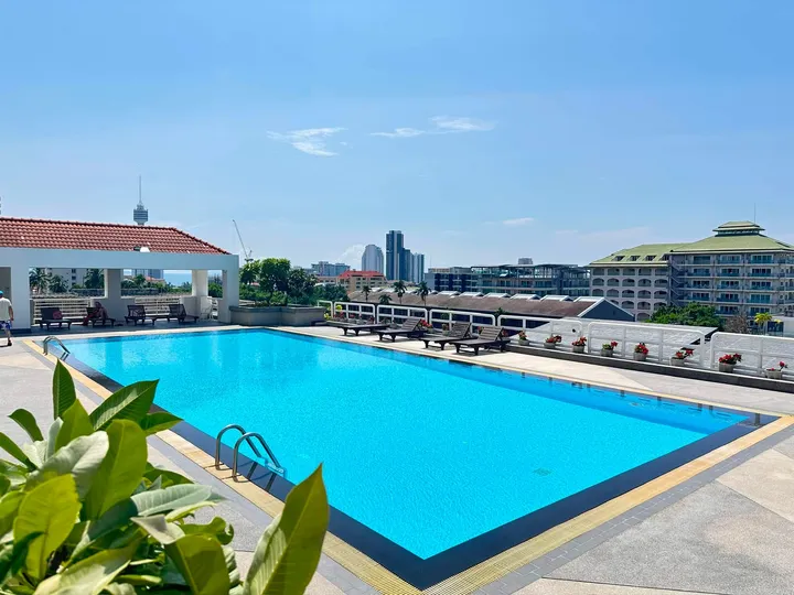 Photo from a listing at Pattaya Hill Resort