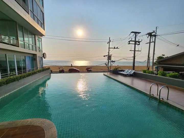 Listing photo