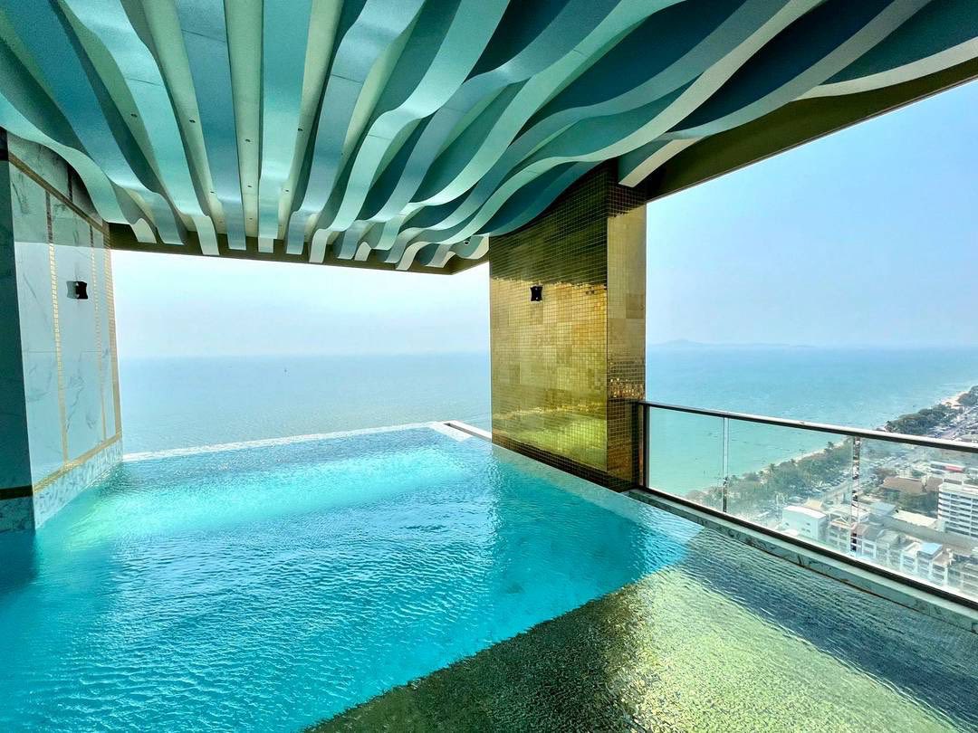 1 Bedroom Condo for sale at Copacabana