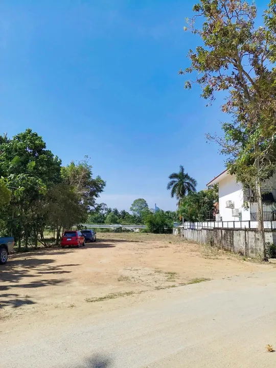 Land for sale in Huai Yai