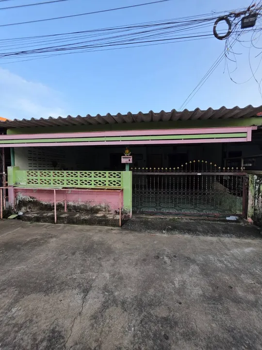 2 Bedroom Townhouse for sale in Sattahip