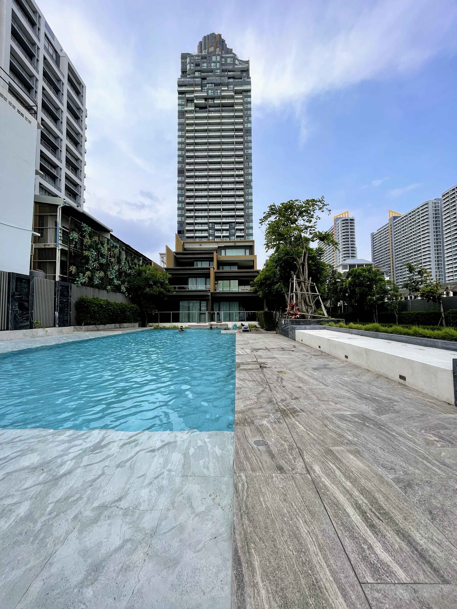 Studio for rent at Aeras