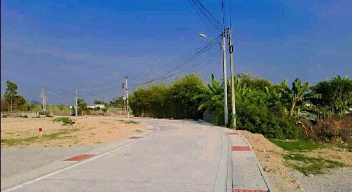Land for sale in Chaiyapruek