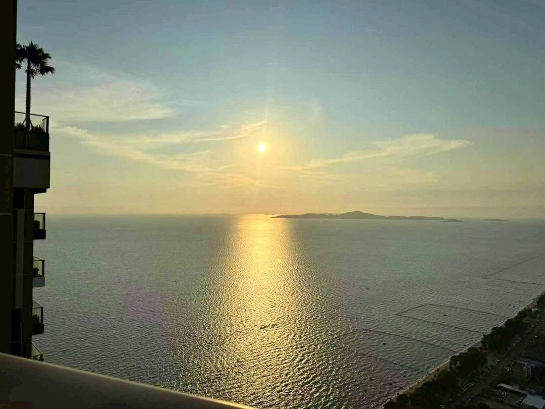 1 Bedroom Condo for rent at Copacabana