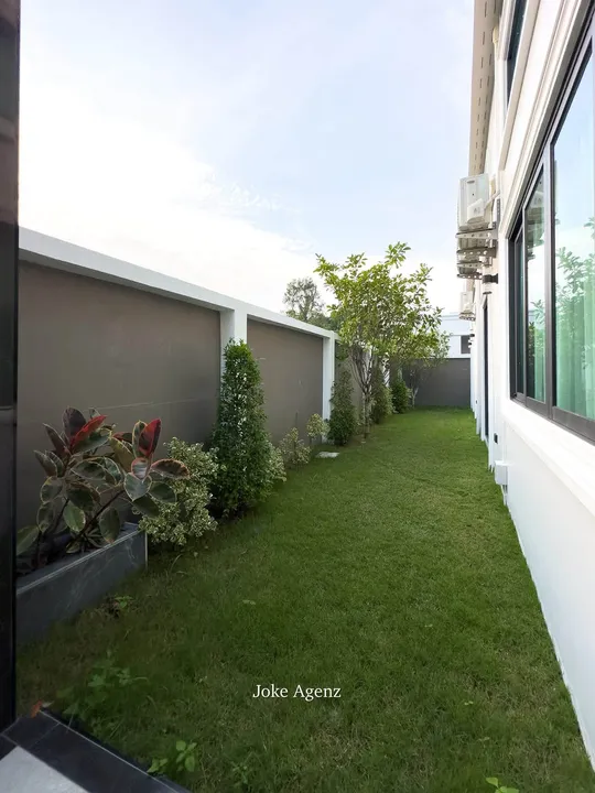 4 Bedroom House for sale in Mabprachan