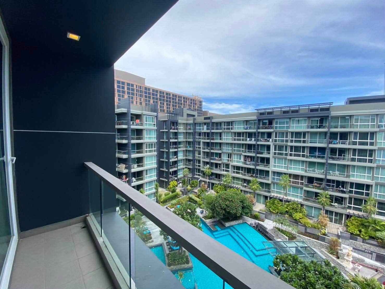 1 Bedroom Apartment for rent at Apuscondo
