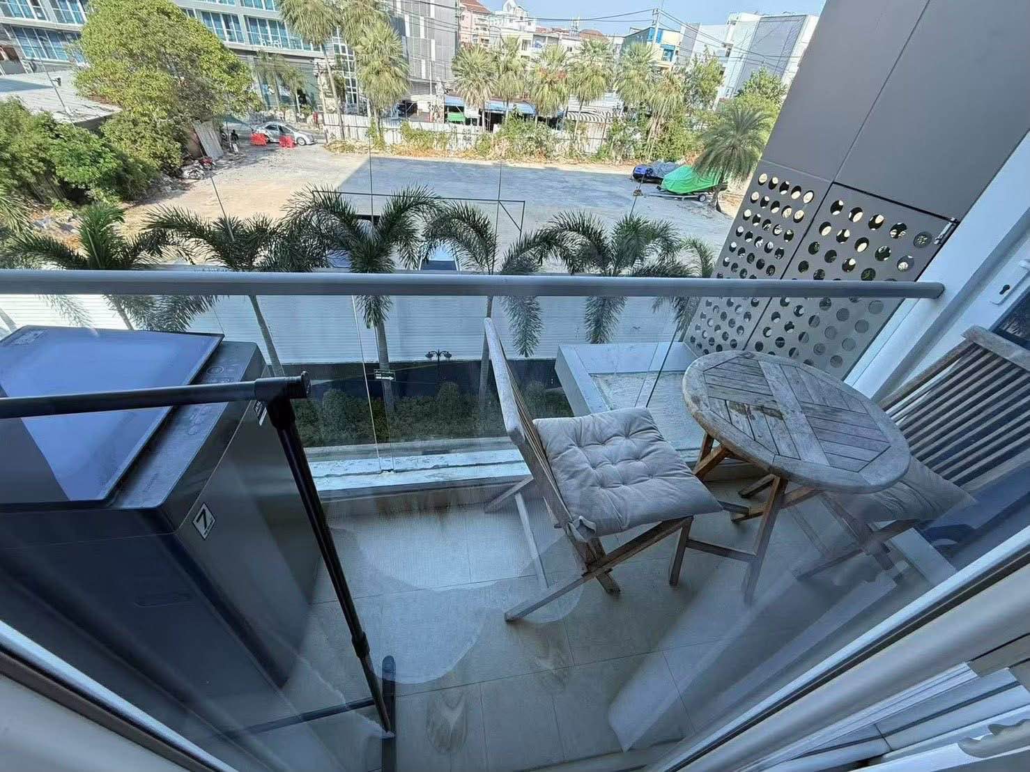1 Bedroom Condo for rent at Grand Avenue