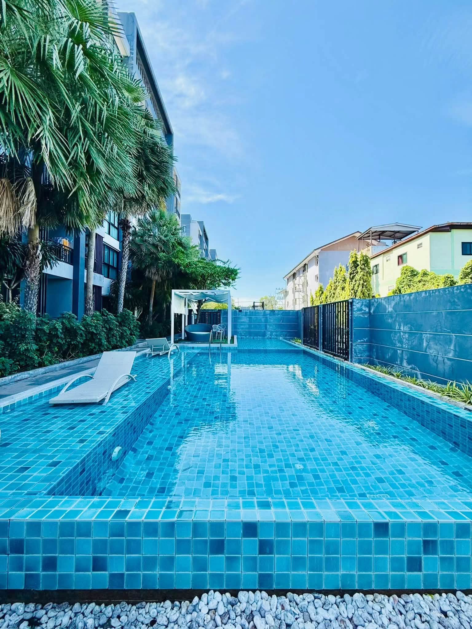 Studio for rent at Infiniti Condominium