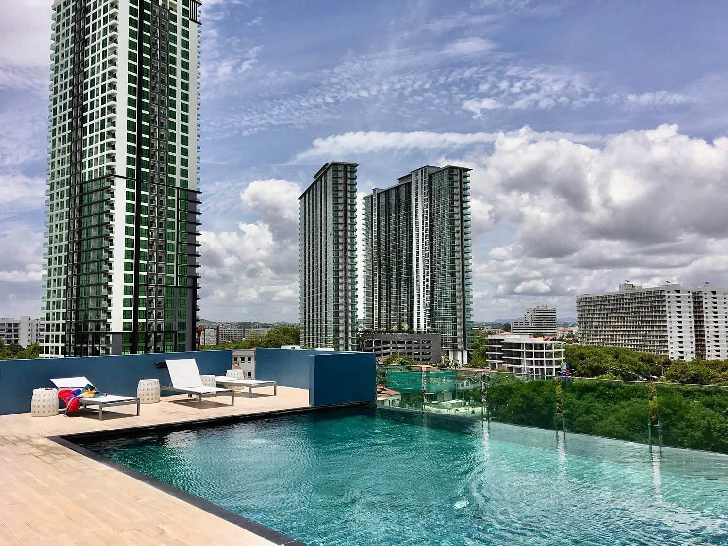 Studio for rent at Acqua