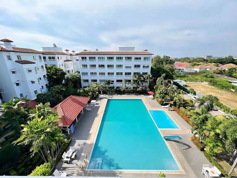 Studio for rent at Baan Suan Lalana