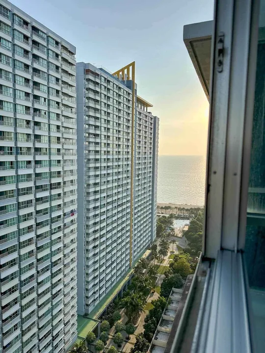 Photo from a listing at Lumpini Park Beach Na Jomtien