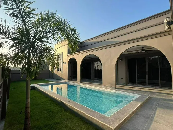3 Bedroom House for sale in Mabprachan