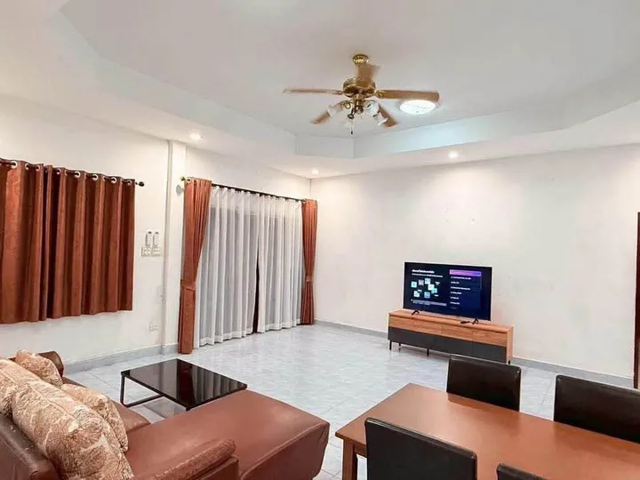 Photo from a listing at Eakmongkol 3