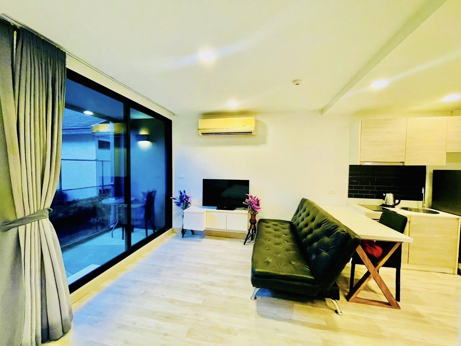 Studio for rent at Acqua