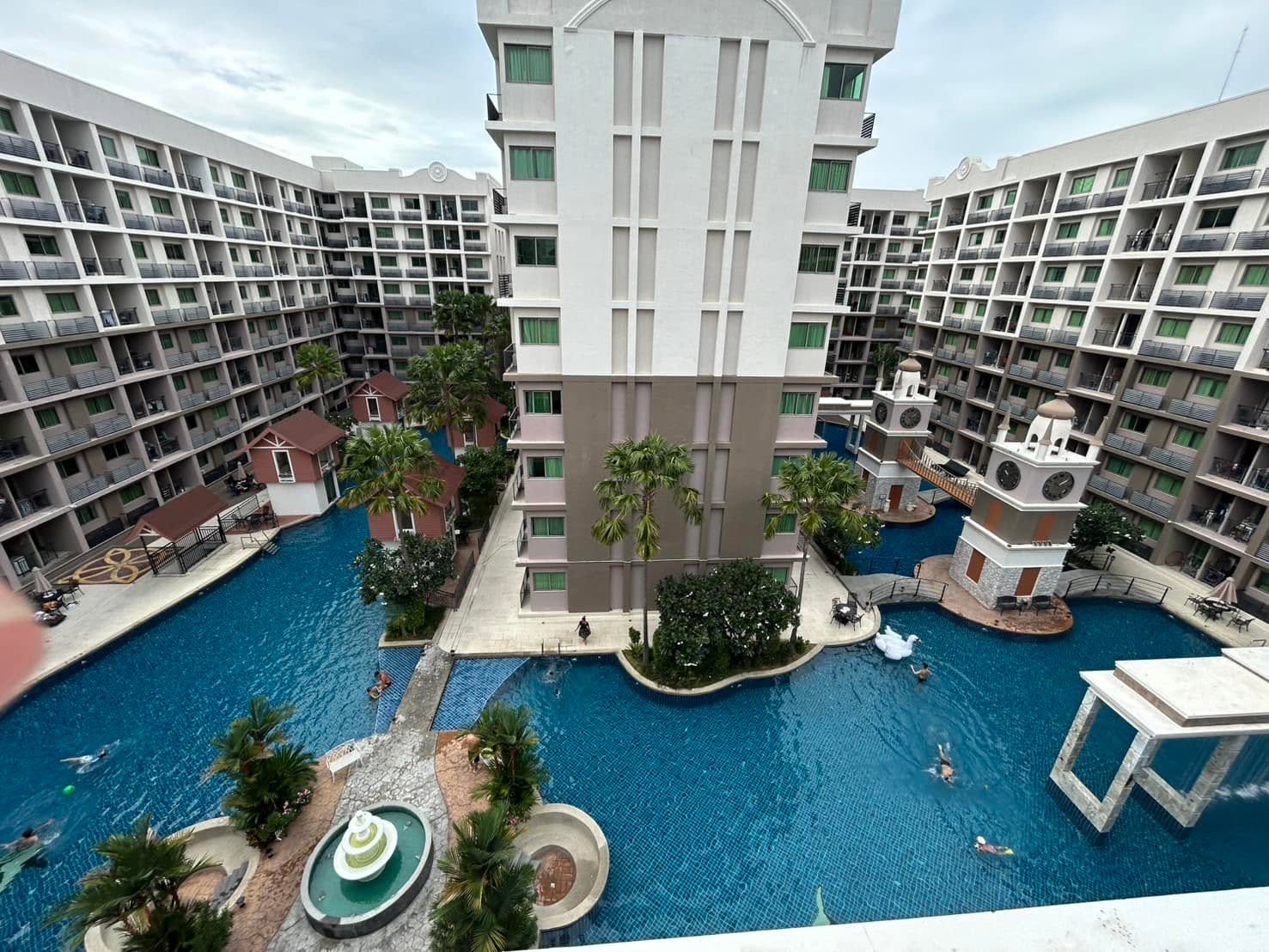 Condo for sale at Arcadia Beach Continental