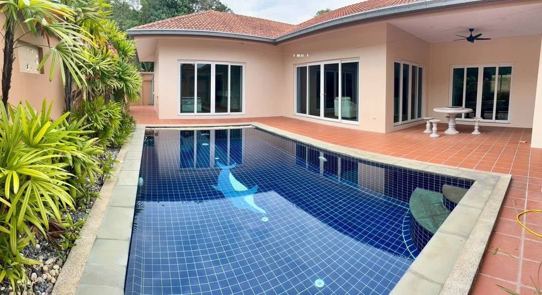 3 Bedroom Villa for rent in Huai Yai