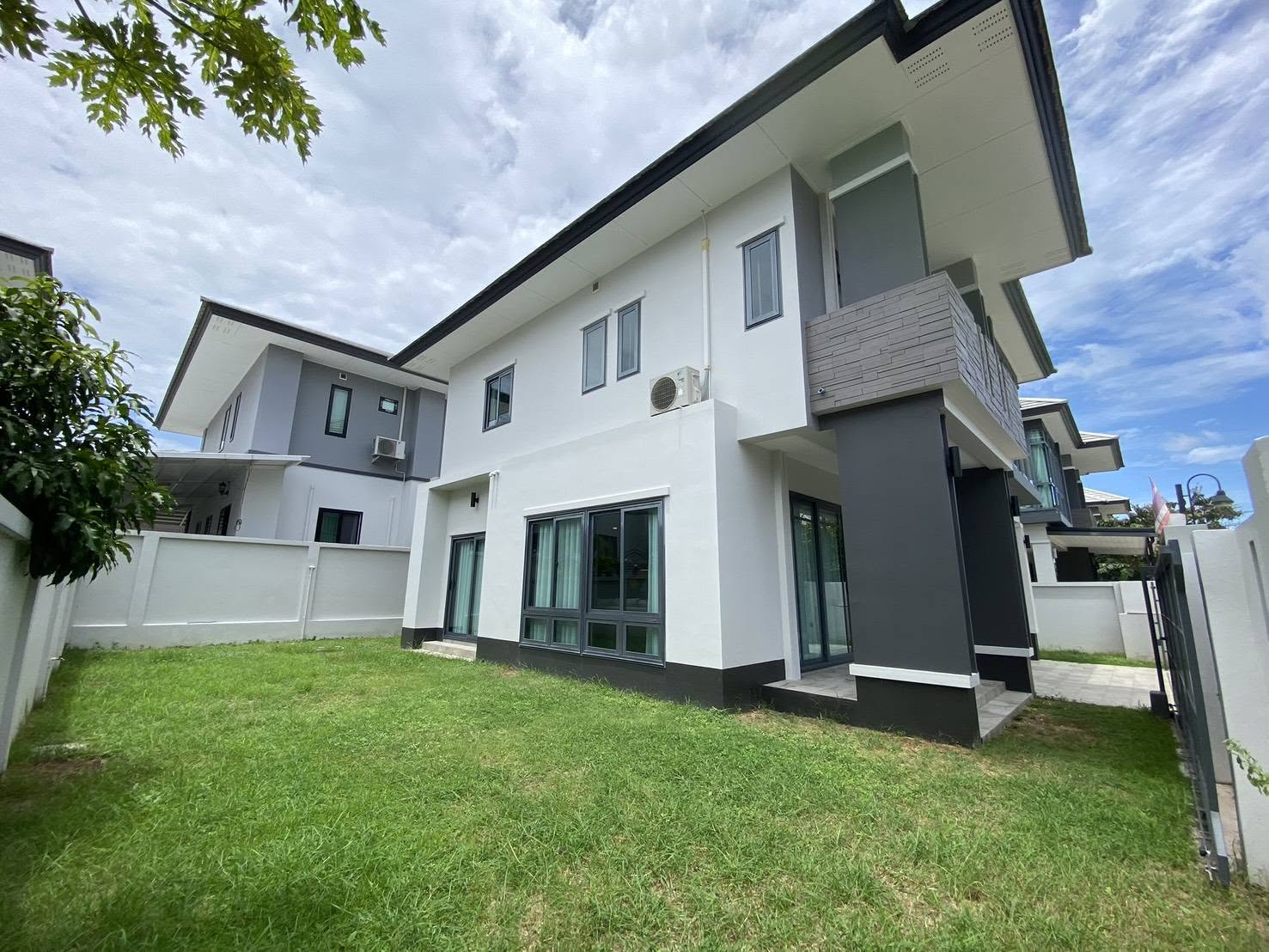 3 Bedroom House for rent at Patta Prime