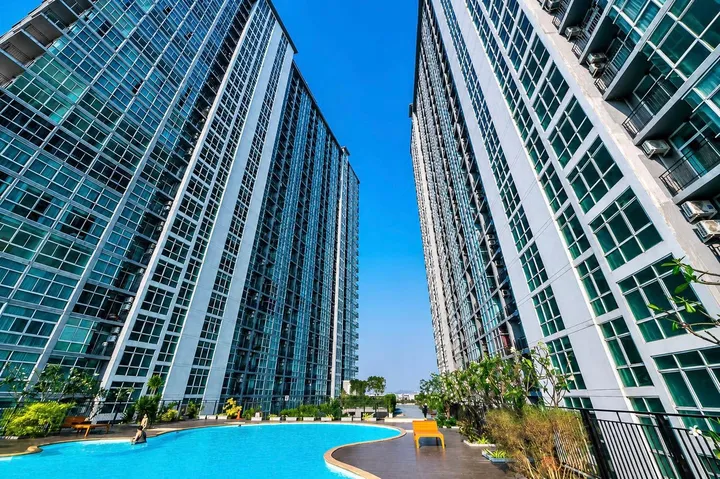 1 Bedroom Condo for rent at The Grand AD
