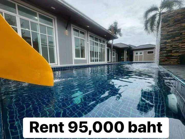 5 Bedroom Villa for sale in Jomtien