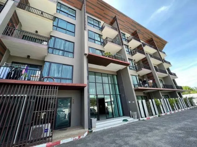 1 Bedroom Condo for sale at Le Gen Condo
